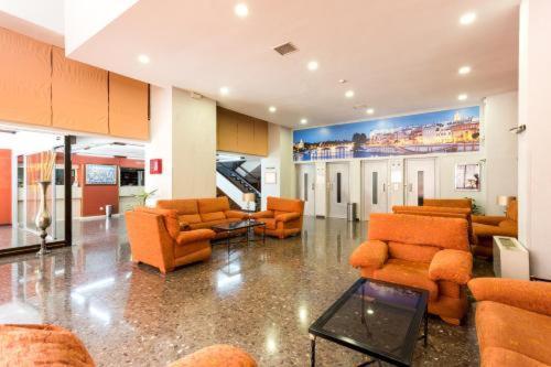 Triana In Hotel 24H Séville Extérieur photo